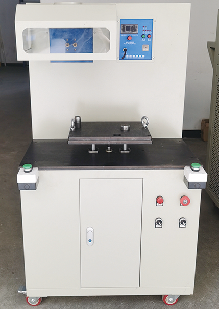 Crankcase hot sleeve equipment